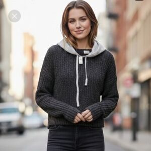 Aerie OFFLINE American Eagle Oversized Marled Knit Hoodie Sweater Size Small NWT